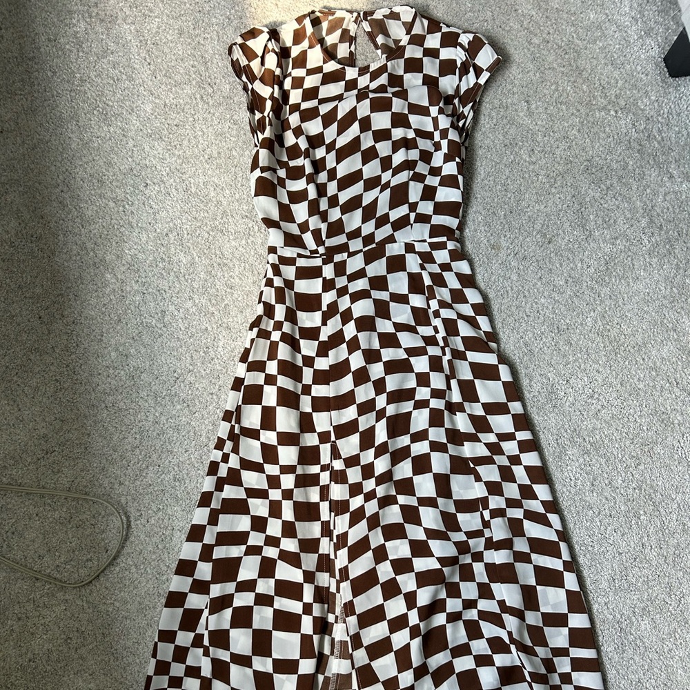 Brown White Checkerboard Print Midi Dress Sleeveless Slit